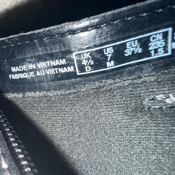 Clark’s Collection Women’s Angie Spice Black Leather Boots Size 7 - Picture 11 of 11